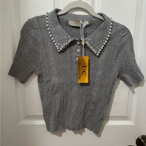 Kids Gray Knit Top with Pearl Collar